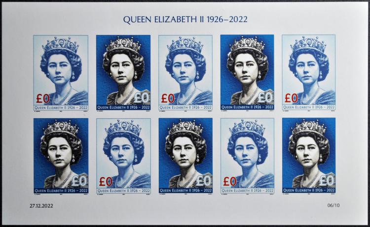 2022 - 0£/0Є - Queen Elizabeth II (1926-2022) 10 stamp 1B